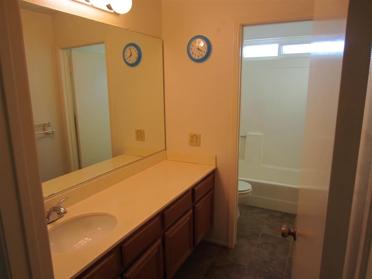 8846 Ridgeton Court Lakeside, CA 92040 - Photo 14 of 25 Gallery Image 14