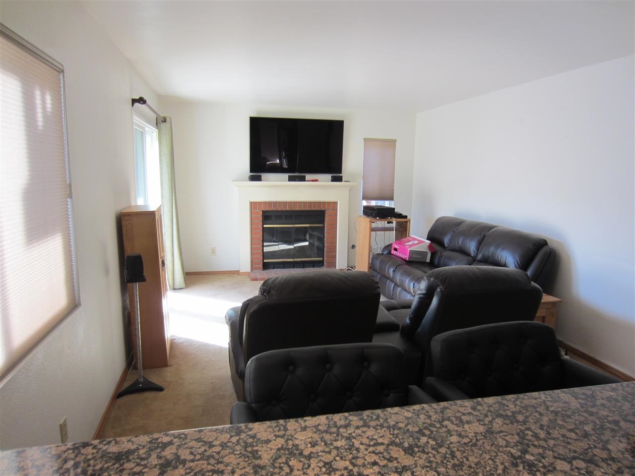 8846 Ridgeton Court Lakeside, CA 92040 - Photo 9 of 25 Gallery Image 9