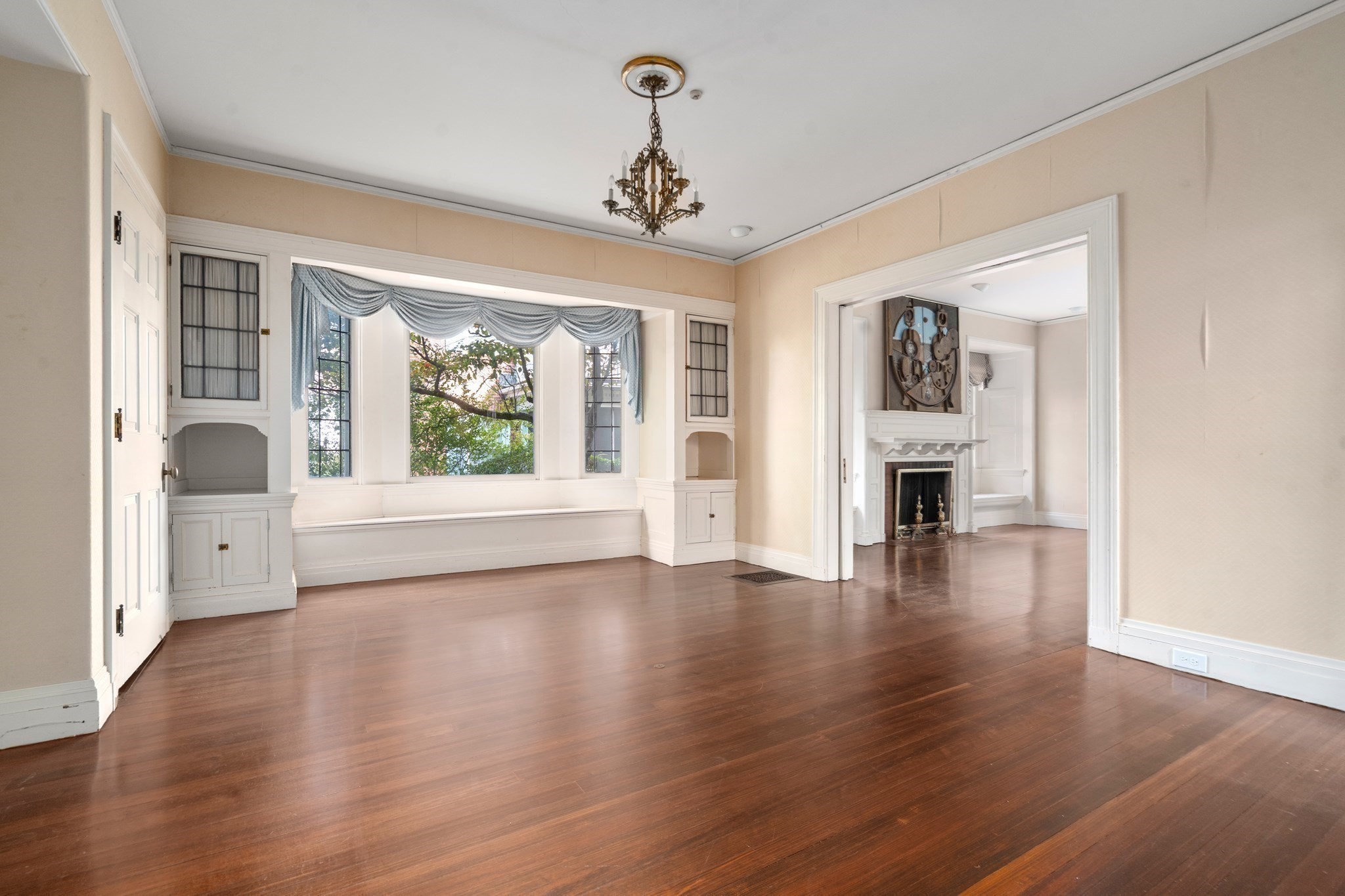 309 Buckminster Road Brookline, MA 02445 - Photo 6 of 15 Gallery Image 6