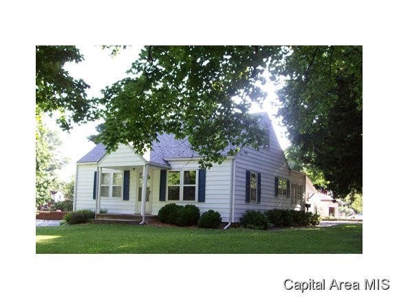 501 Turner Road Jacksonville, IL 62650 - Photo 1 of 9 Gallery Image 1