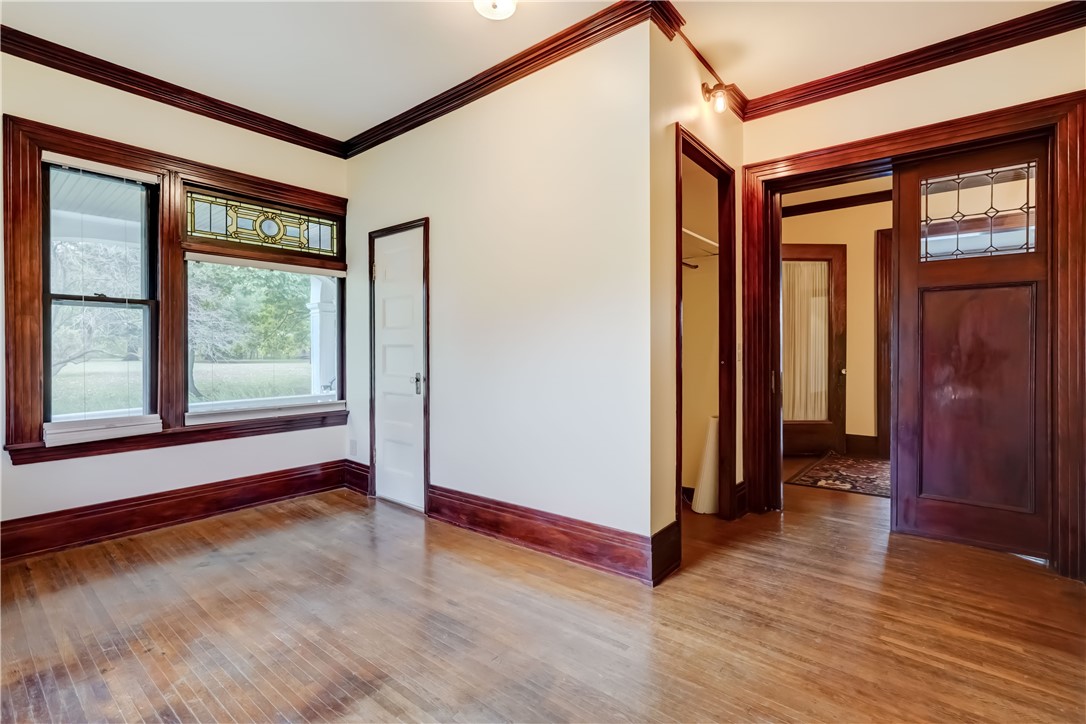 37 Park View Street Rochester, NY 14613 - Photo 14 of 50