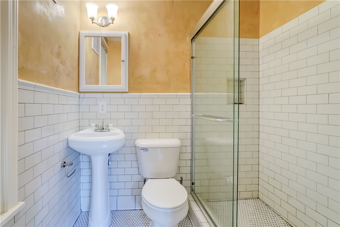 37 Park View Street Rochester, NY 14613 - Photo 16 of 50