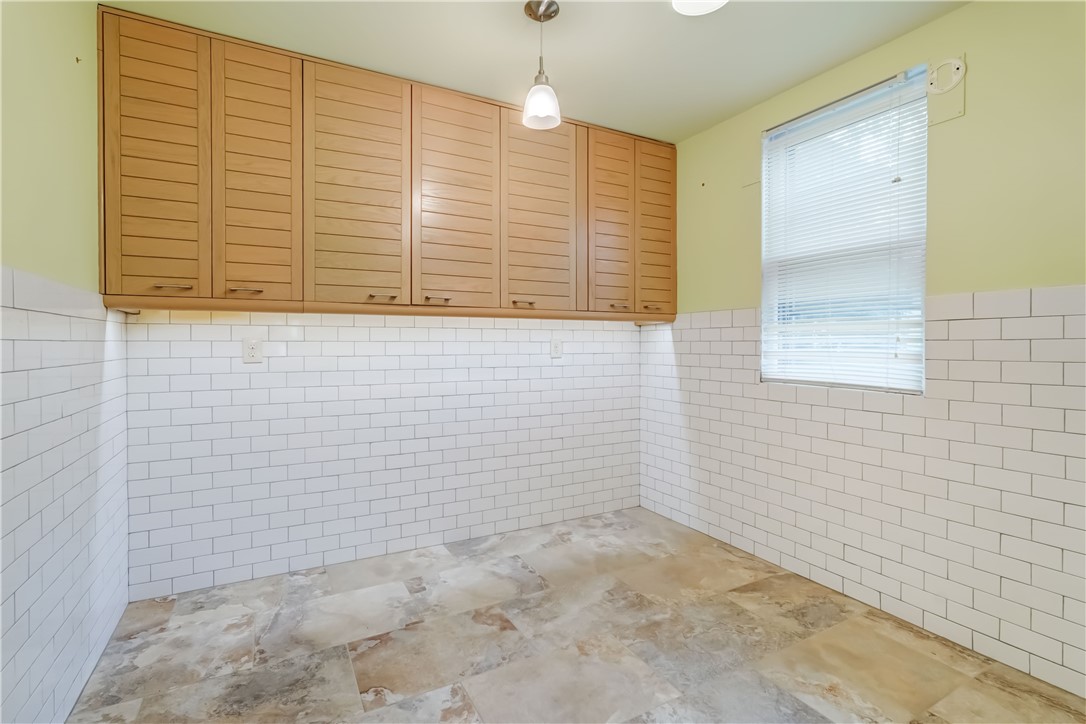 37 Park View Street Rochester, NY 14613 - Photo 27 of 50