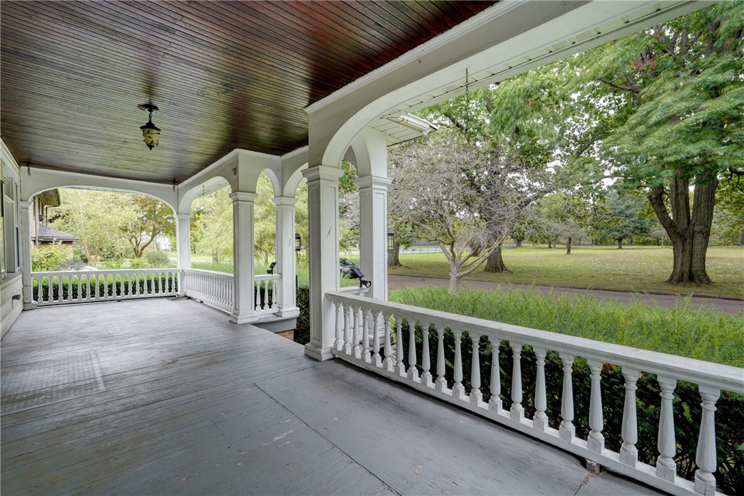 37 Park View Street Rochester, NY 14613 - Photo 5 of 50