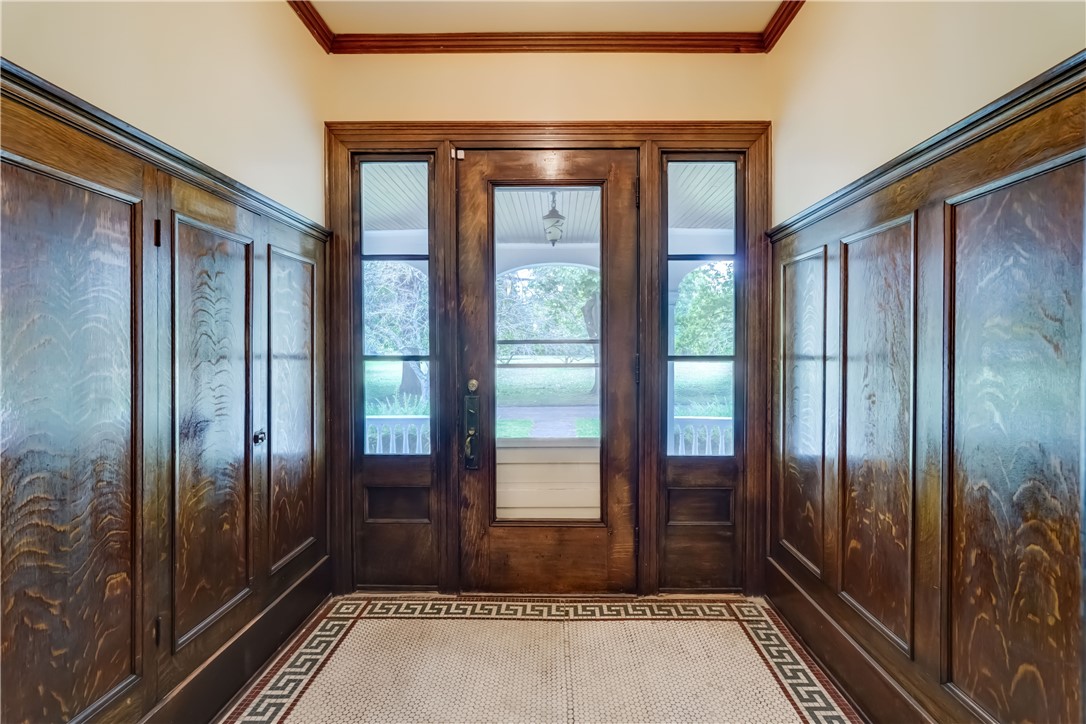 37 Park View Street Rochester, NY 14613 - Photo 6 of 50