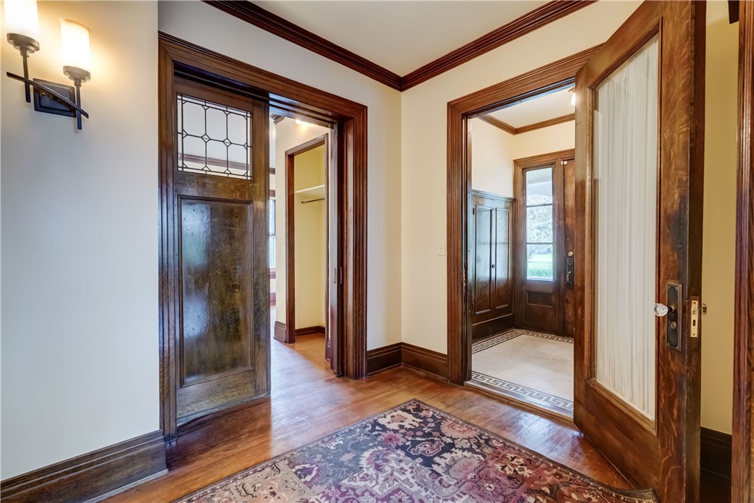 37 Park View Street Rochester, NY 14613 - Photo 7 of 50