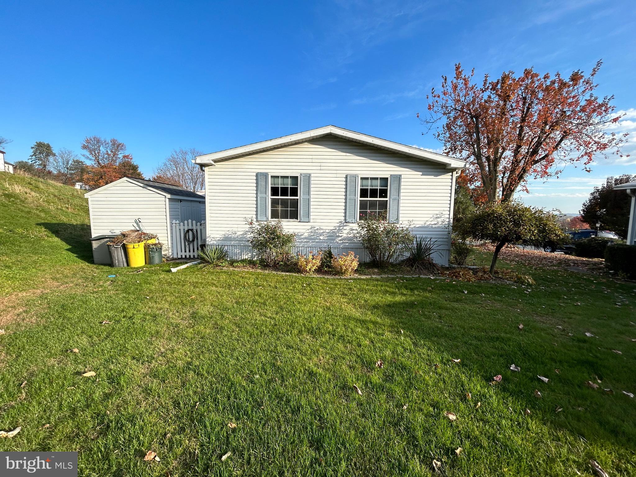 386 West Cedar Street Palmyra, PA 17078 - Photo 3 of 52 Side View