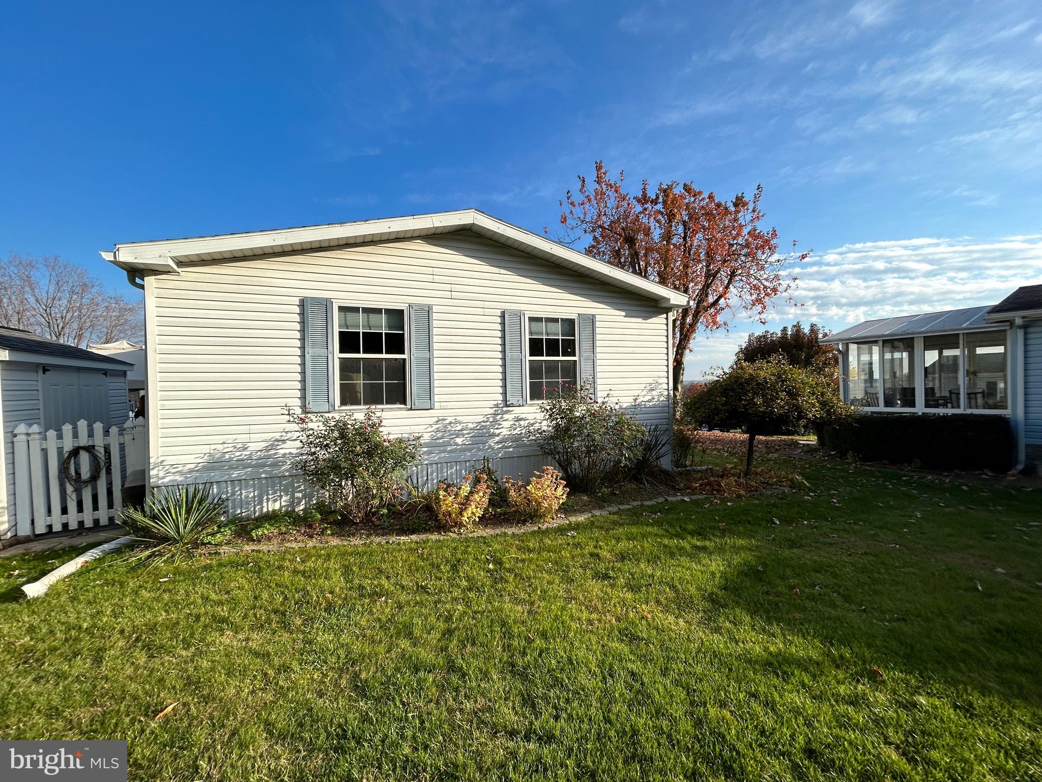 386 West Cedar Street Palmyra, PA 17078 - Photo 42 of 52 Side View