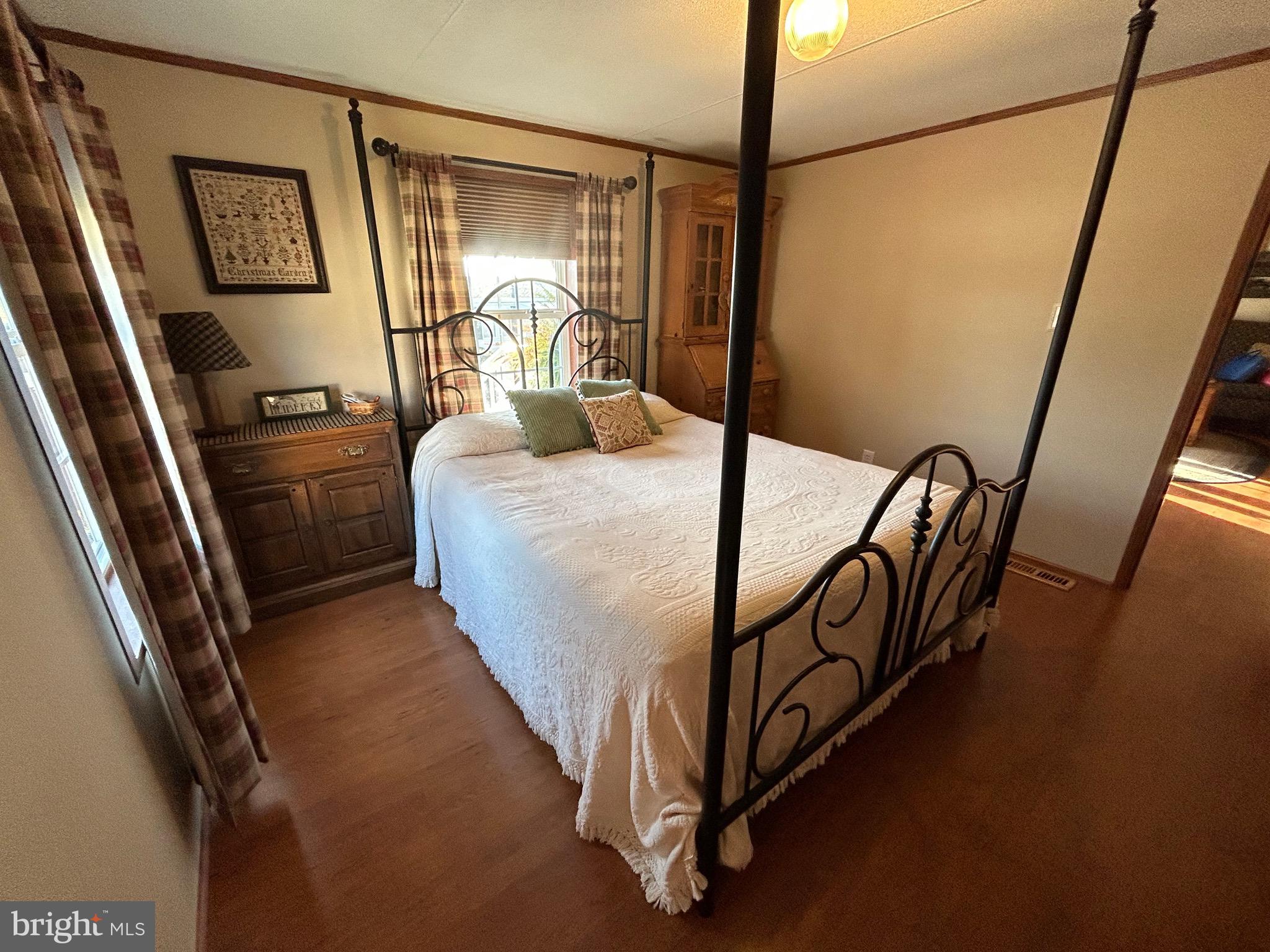 386 West Cedar Street Palmyra, PA 17078 - Photo 7 of 52 Primary Bedroom W/ Walk In Closet