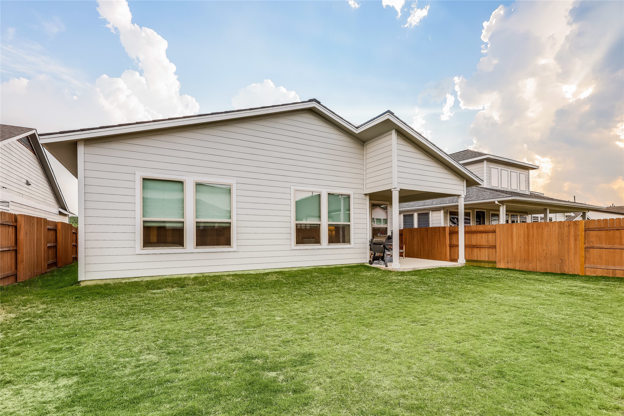 8400 Skytex Street Austin, TX 78744 - Photo 35 of 37