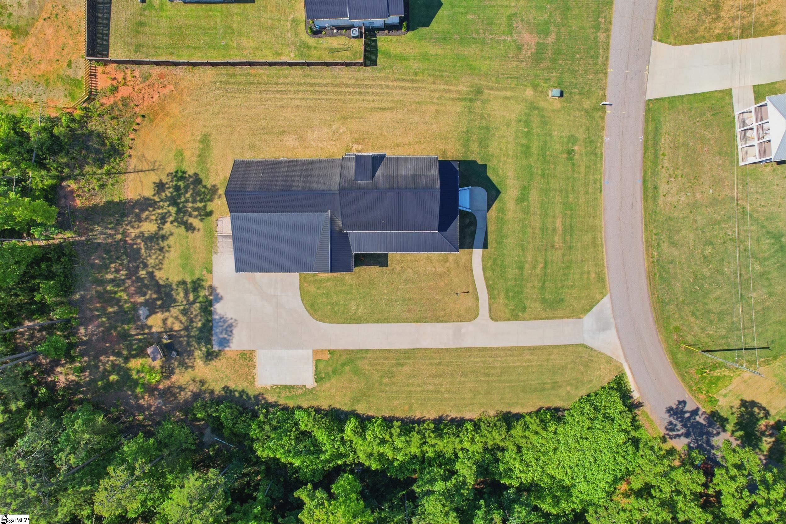 1006 Embassy Drive Anderson, SC 29625 - Photo 33 of 38