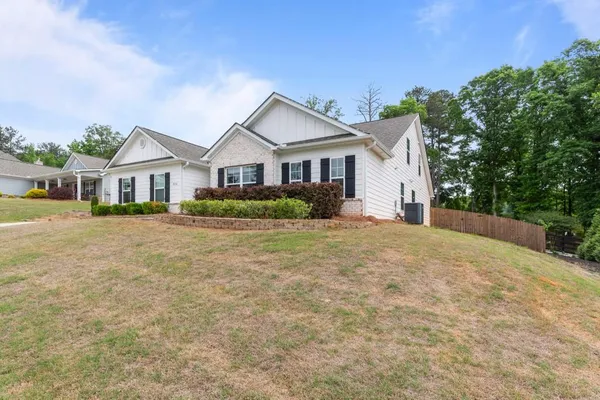 $525,000 | 320 Lokeys Lane, Bethlehem, GA 30620