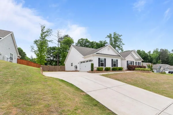 $525,000 | 320 Lokeys Lane, Bethlehem, GA 30620
