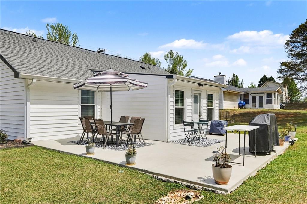 3056 Barrett Road Gainesville, GA 30507 - Photo 2 of 22