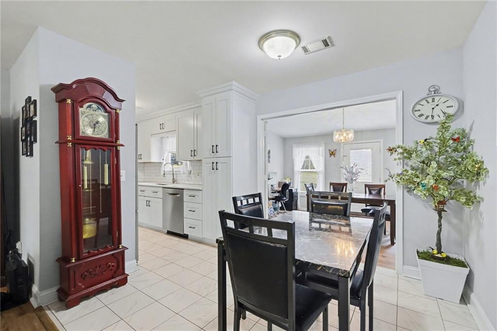 3056 Barrett Road Gainesville, GA 30507 - Photo 10 of 22