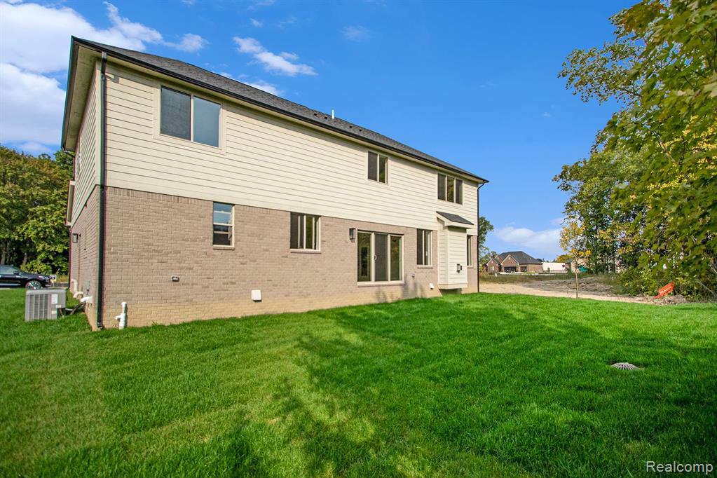 2919 Basil Drive Rochester Hills, MI 48309 - Photo 42 of 49