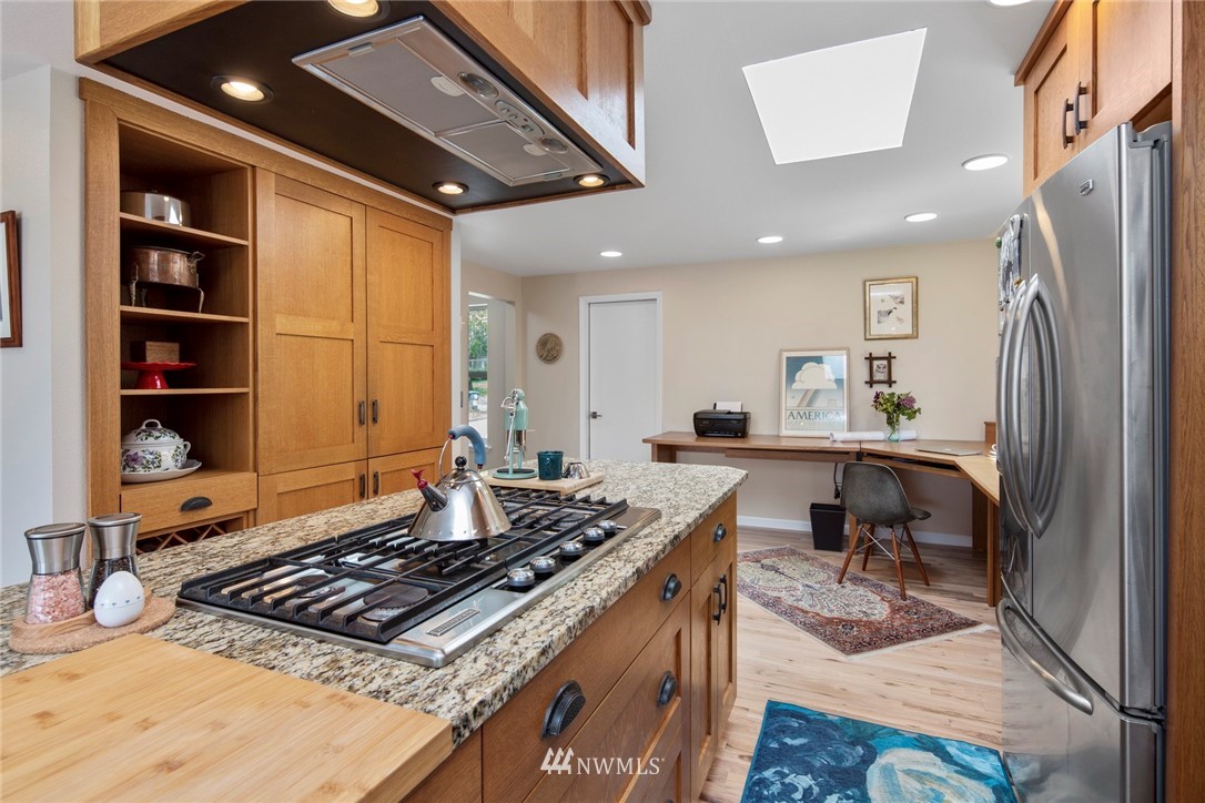 728 Fieldston Road Bellingham, WA 98225 - Photo 23 of 38
