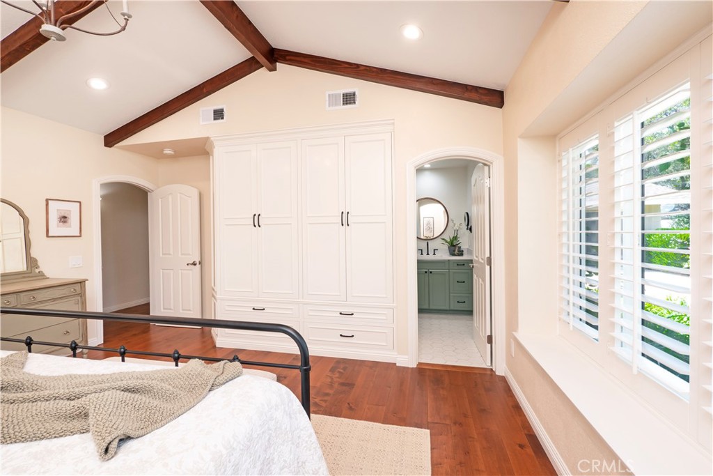 2372 Shadow Hill Drive Riverside, CA 92506 - Photo 26 of 75