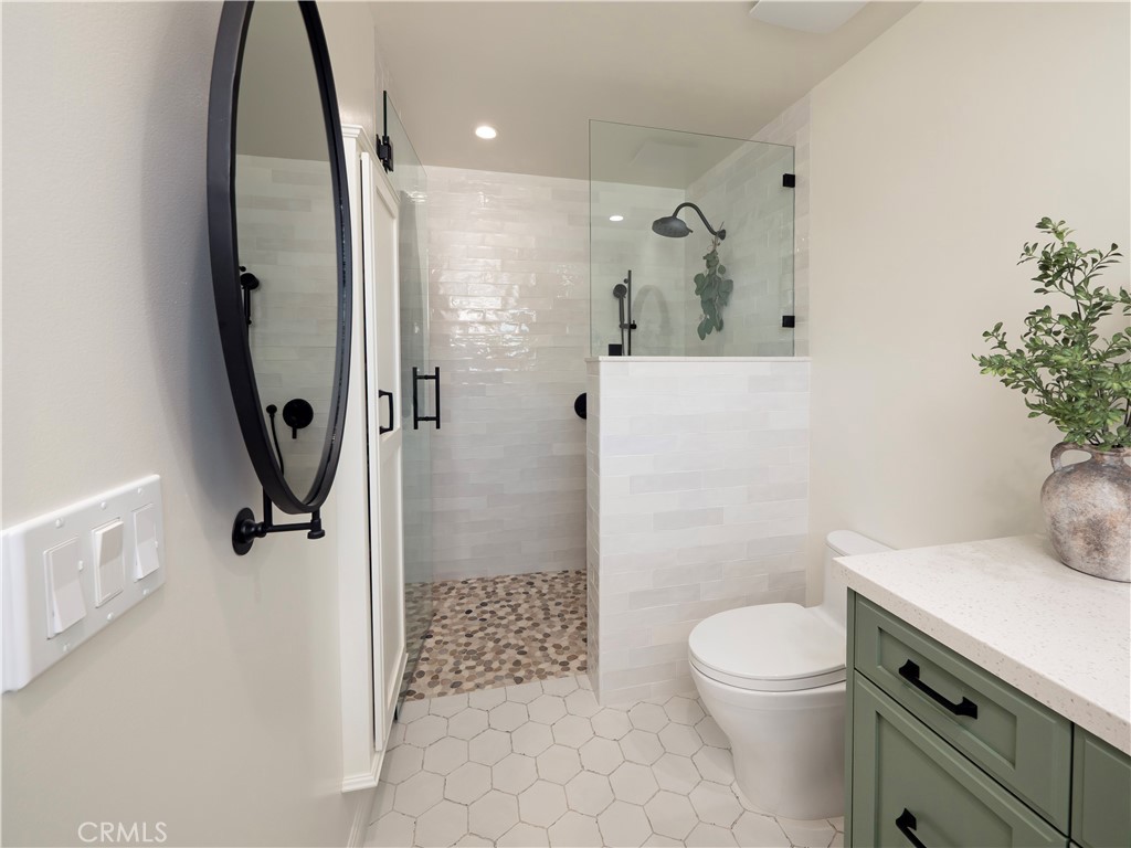 2372 Shadow Hill Drive Riverside, CA 92506 - Photo 28 of 75