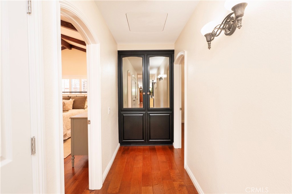 2372 Shadow Hill Drive Riverside, CA 92506 - Photo 43 of 75