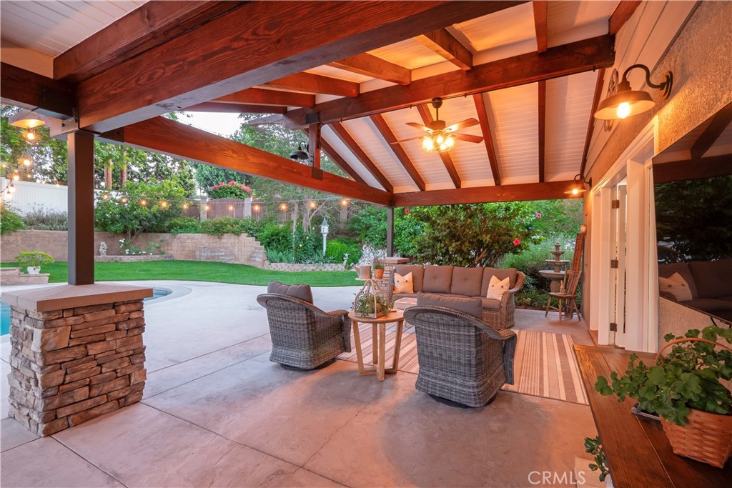 2372 Shadow Hill Drive Riverside, CA 92506 - Photo 48 of 75