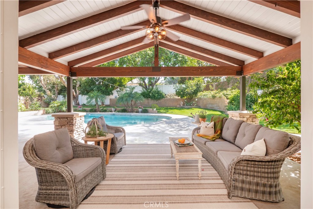 2372 Shadow Hill Drive Riverside, CA 92506 - Photo 49 of 75