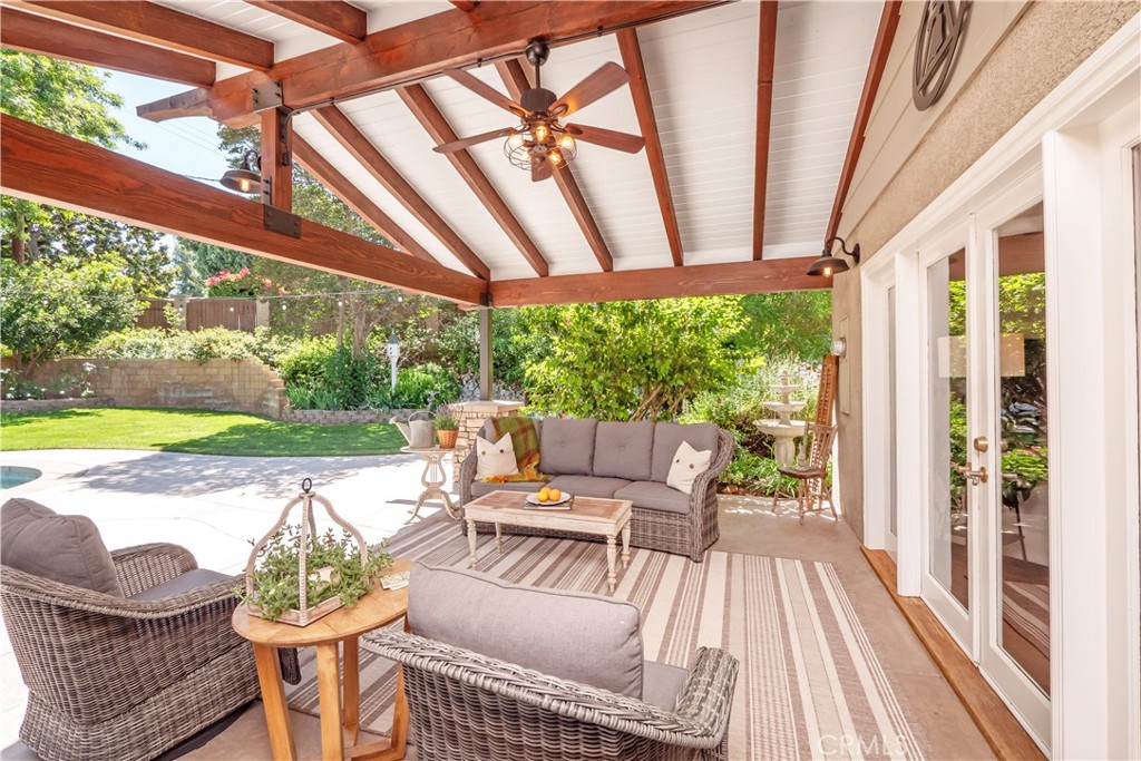 2372 Shadow Hill Drive Riverside, CA 92506 - Photo 50 of 75