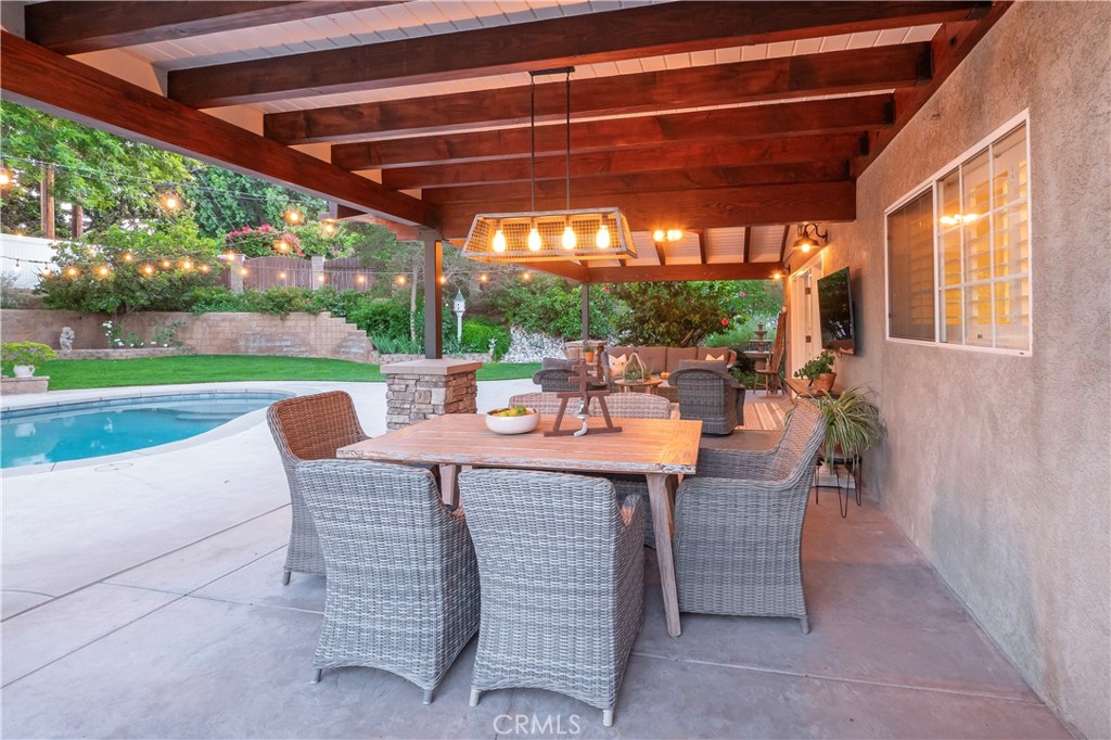 2372 Shadow Hill Drive Riverside, CA 92506 - Photo 62 of 75