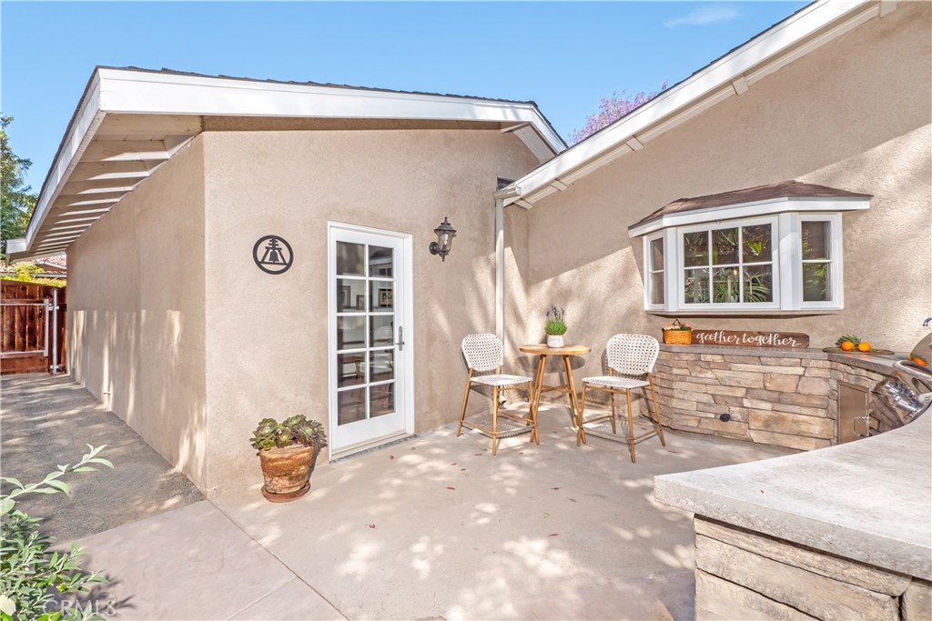 2372 Shadow Hill Drive Riverside, CA 92506 - Photo 67 of 75