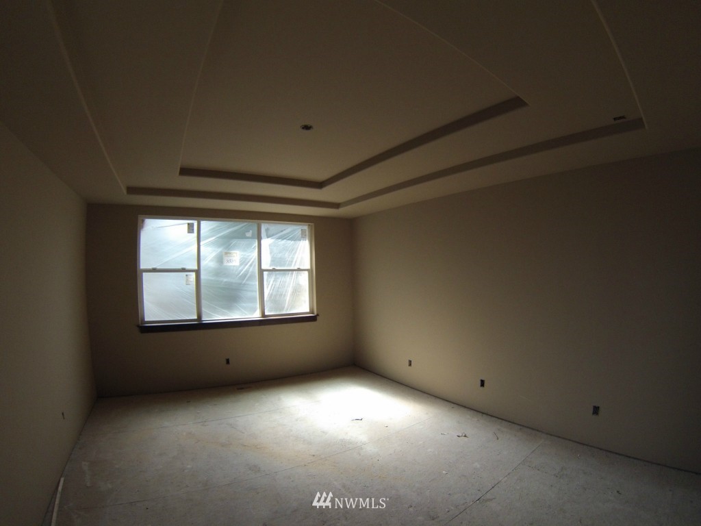 2806 290th Street South Roy, WA 98580 - Photo 11 of 13