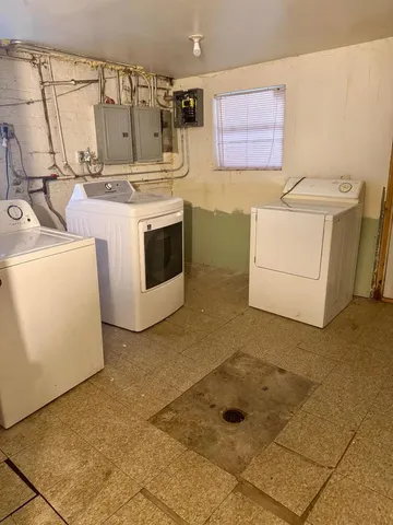 $319,900 | 4935 West Monroe Street, Chicago, IL 60644