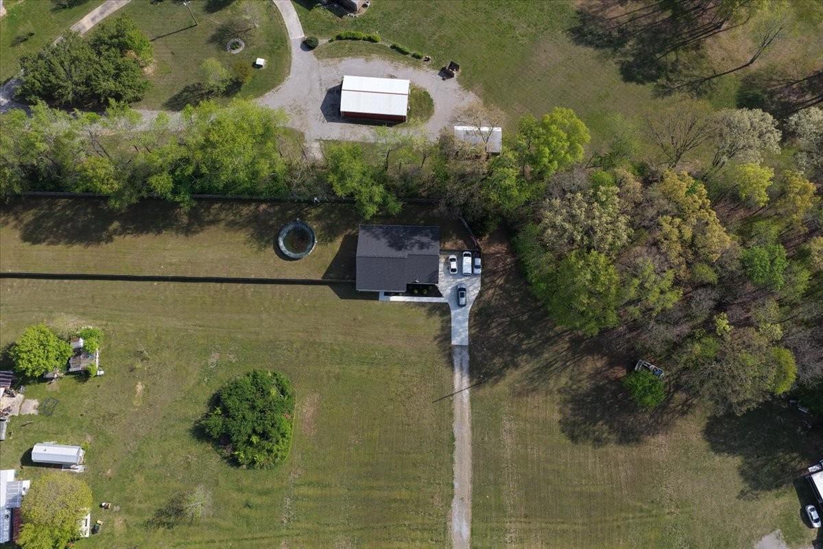 8 Valley Pond Lane Kelso, TN 37348 - Photo 49 of 75 an aerial view of a house with a yard