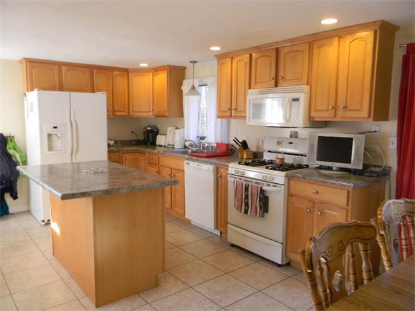 52 West Spring Street Avon, MA 02322 - Photo 8 of 29 Gallery Image 8