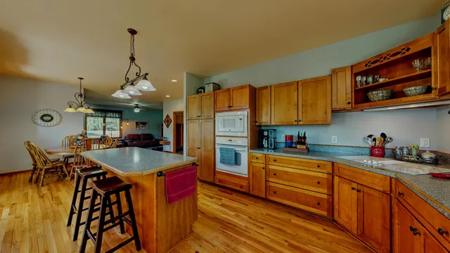 $649,900 | 615 Fairway Circle, Jefferson, WI 53549