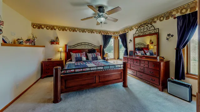 $649,900 | 615 Fairway Circle, Jefferson, WI 53549