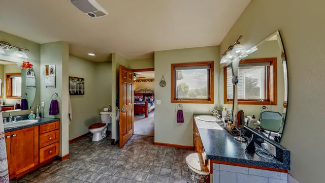 $649,900 | 615 Fairway Circle, Jefferson, WI 53549