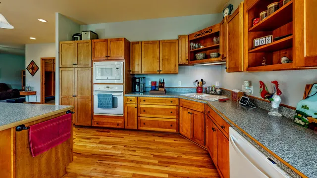 $649,900 | 615 Fairway Circle, Jefferson, WI 53549