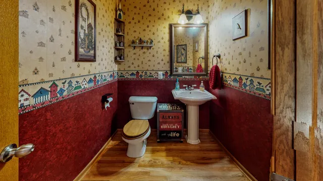 $649,900 | 615 Fairway Circle, Jefferson, WI 53549