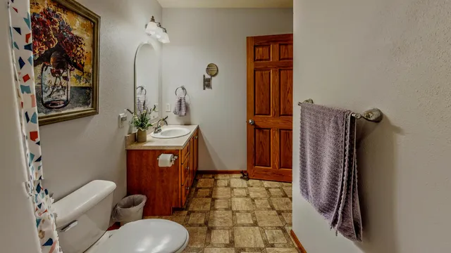 $649,900 | 615 Fairway Circle, Jefferson, WI 53549