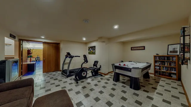 $649,900 | 615 Fairway Circle, Jefferson, WI 53549