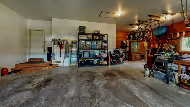 $649,900 | 615 Fairway Circle, Jefferson, WI 53549