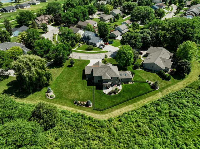 $649,900 | 615 Fairway Circle, Jefferson, WI 53549