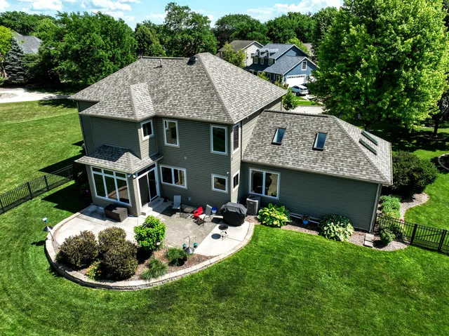$649,900 | 615 Fairway Circle, Jefferson, WI 53549