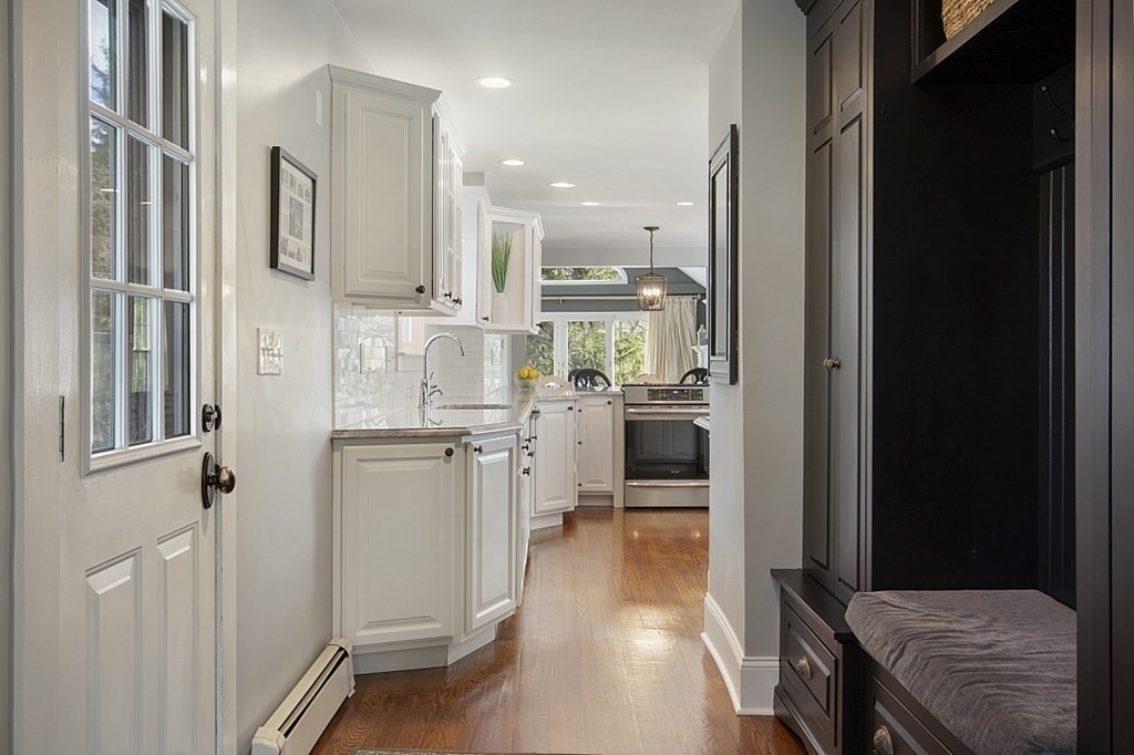 97 Argilla Road Andover, MA 01810 - Photo 7 of 42