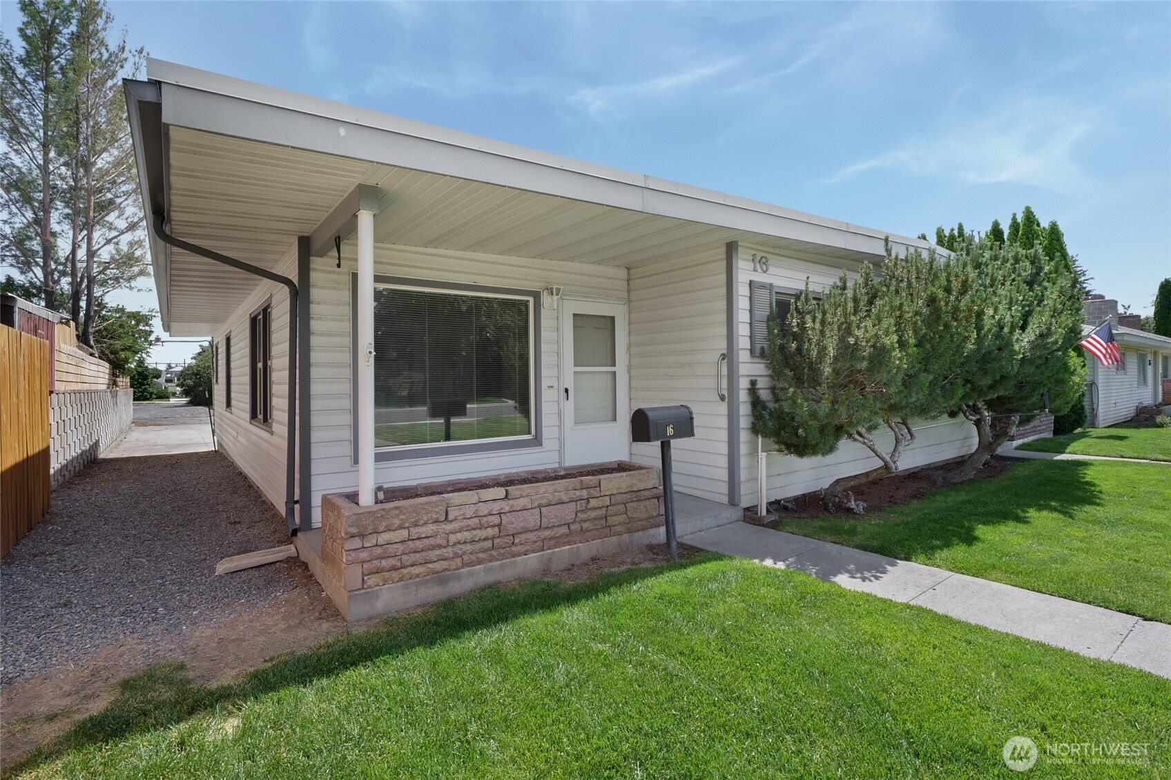 20 F Street Southwest Ephrata, WA 98823 - Photo 25 of 39