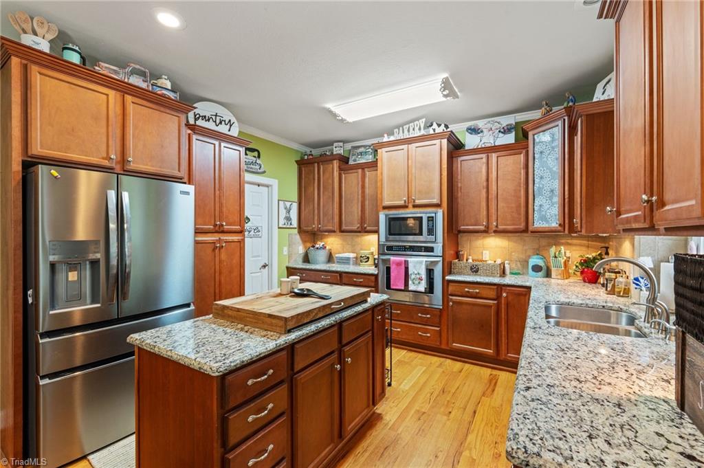 1812 Cadle Ford Road Mount Airy, NC 27030 - Photo 5 of 35