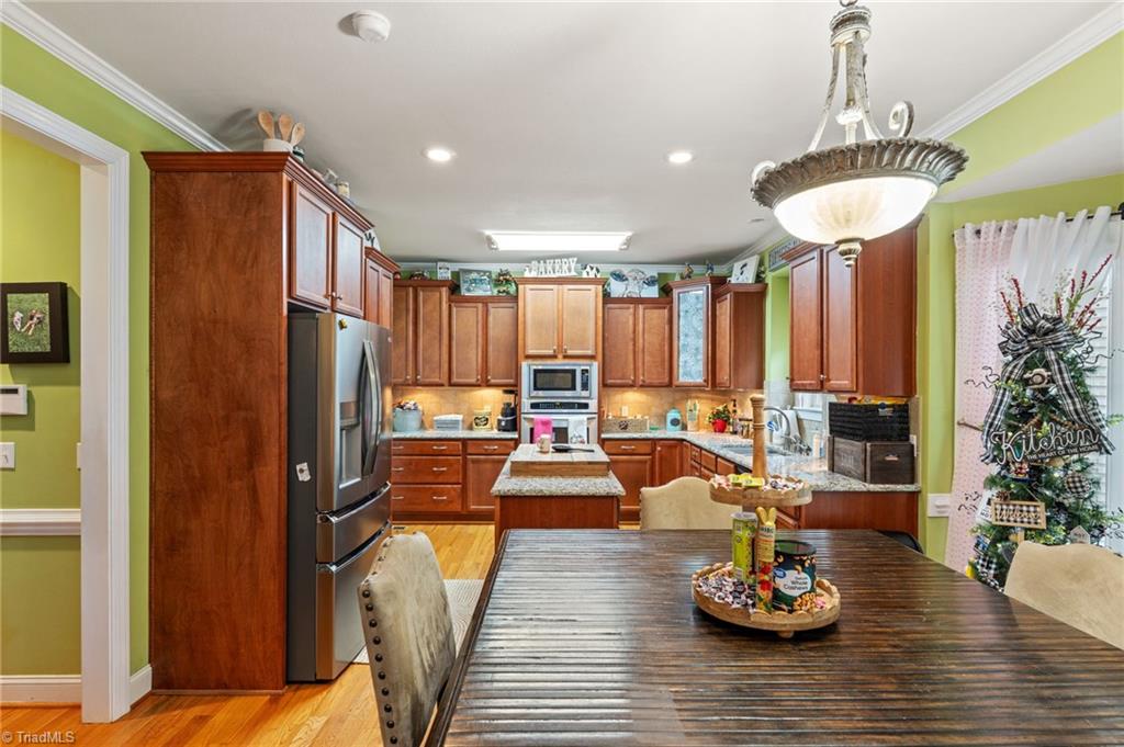 1812 Cadle Ford Road Mount Airy, NC 27030 - Photo 7 of 35