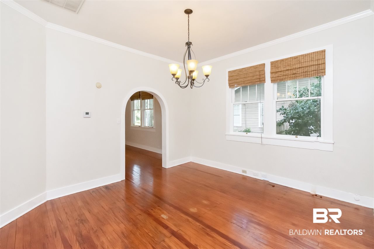 2056 Old Government Street Mobile, AL 36606 - Photo 15 of 36