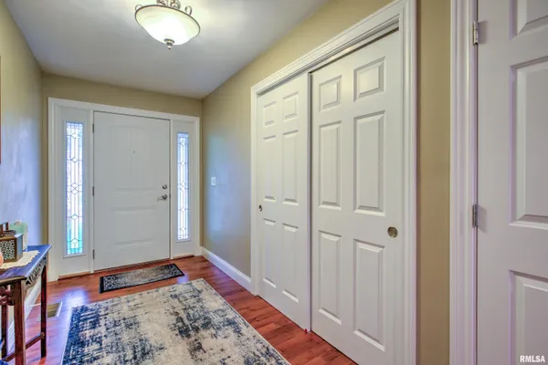 $374,900 | 1913 Dane - Kelsey Drive, Pekin, IL 61554