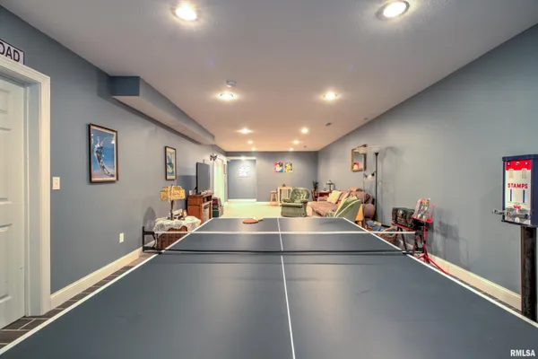$374,900 | 1913 Dane - Kelsey Drive, Pekin, IL 61554